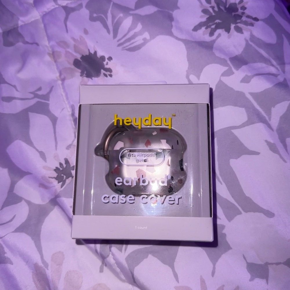 HeyDay Airpod Case Cover. Airpod Generation 3.